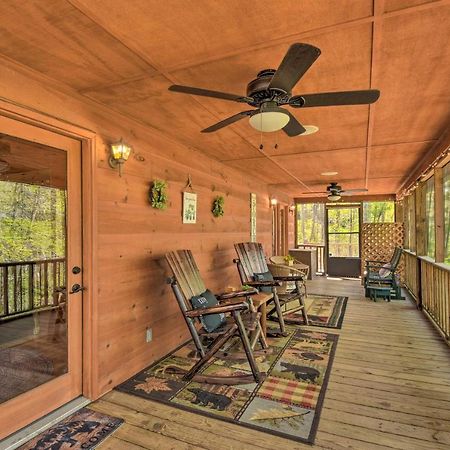 Cozy Hiawassee Cabin With Fire Pit And Mtn Views! Bagian luar foto