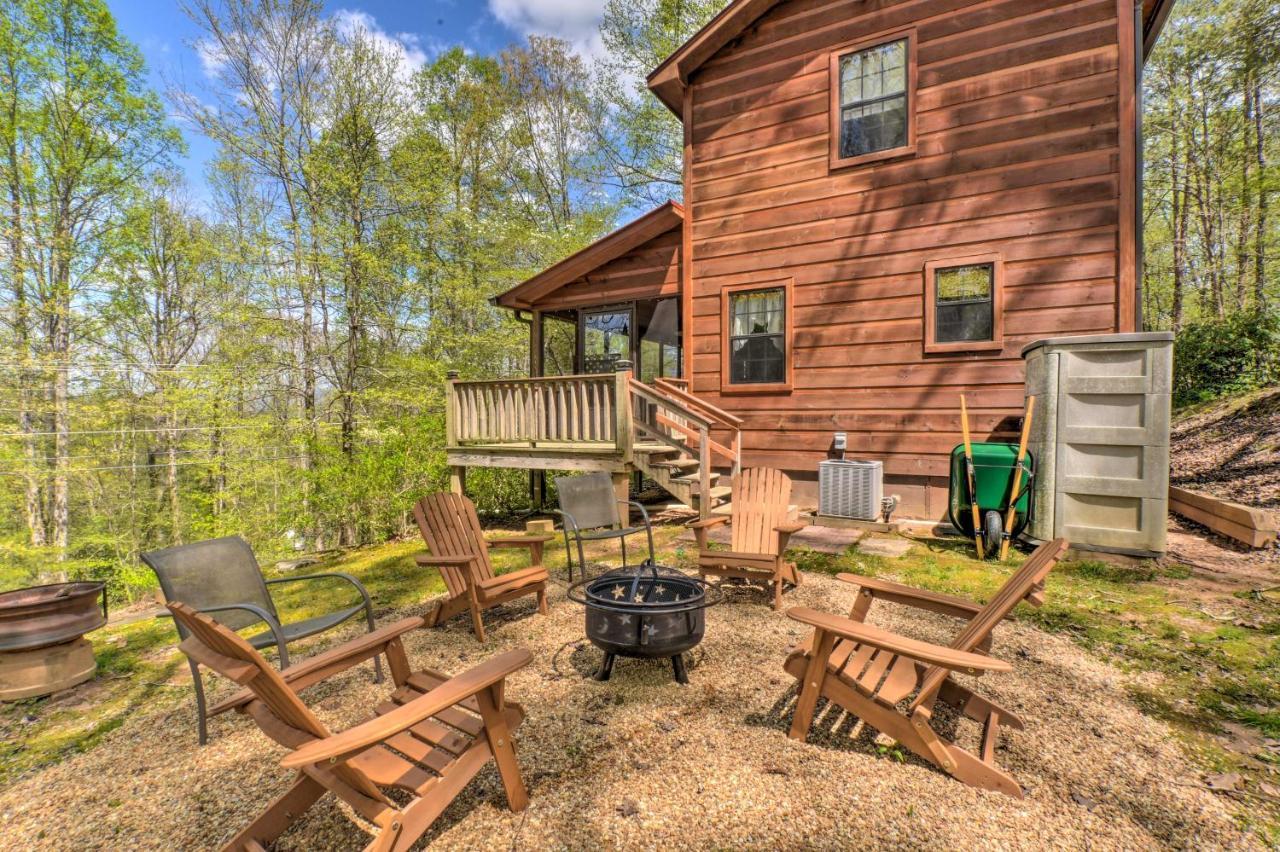 Cozy Hiawassee Cabin With Fire Pit And Mtn Views! Bagian luar foto