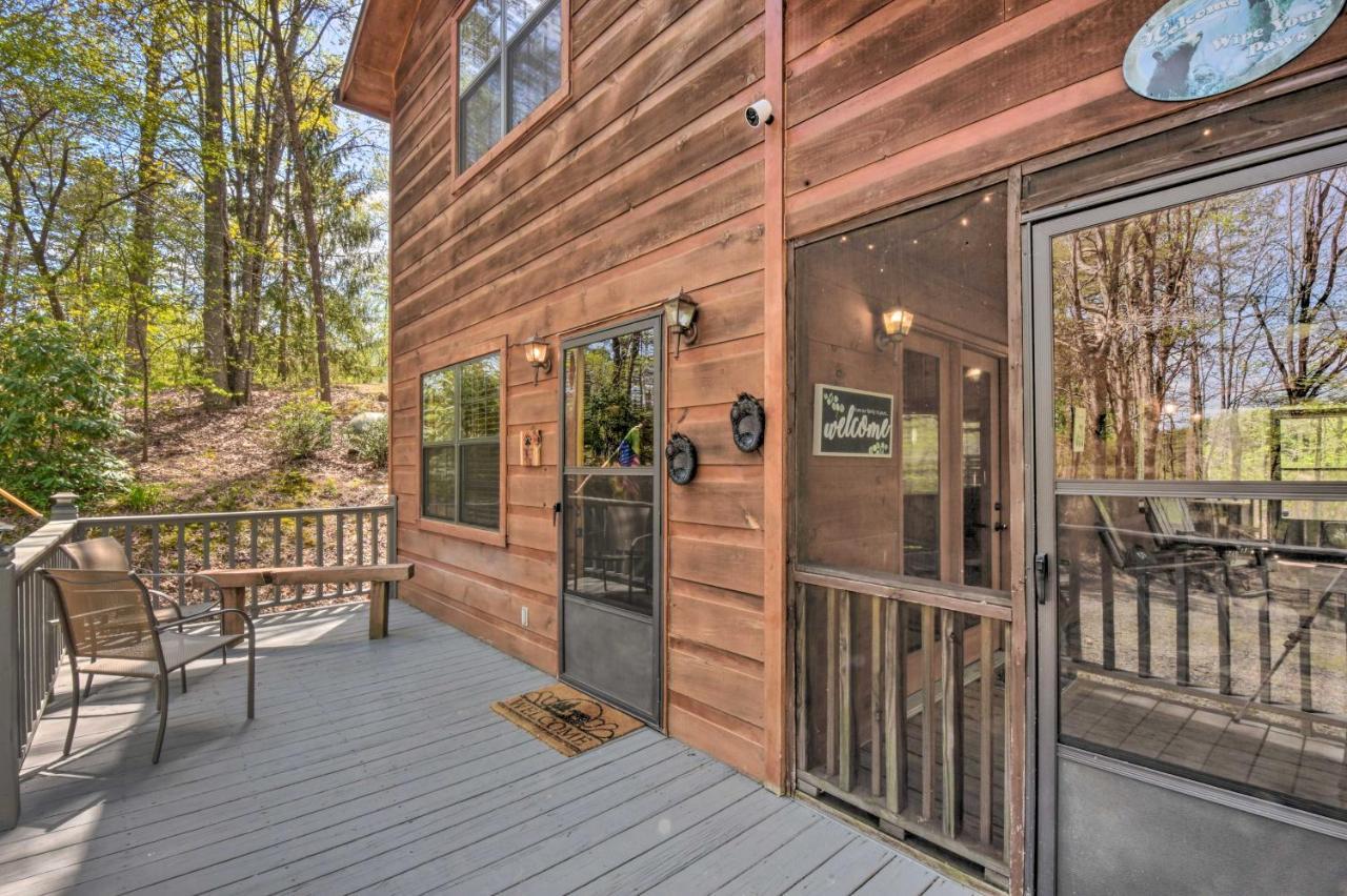 Cozy Hiawassee Cabin With Fire Pit And Mtn Views! Bagian luar foto